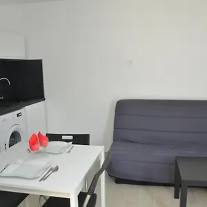 https://appartement-neuf-ciotat.fr-provencehotel.com